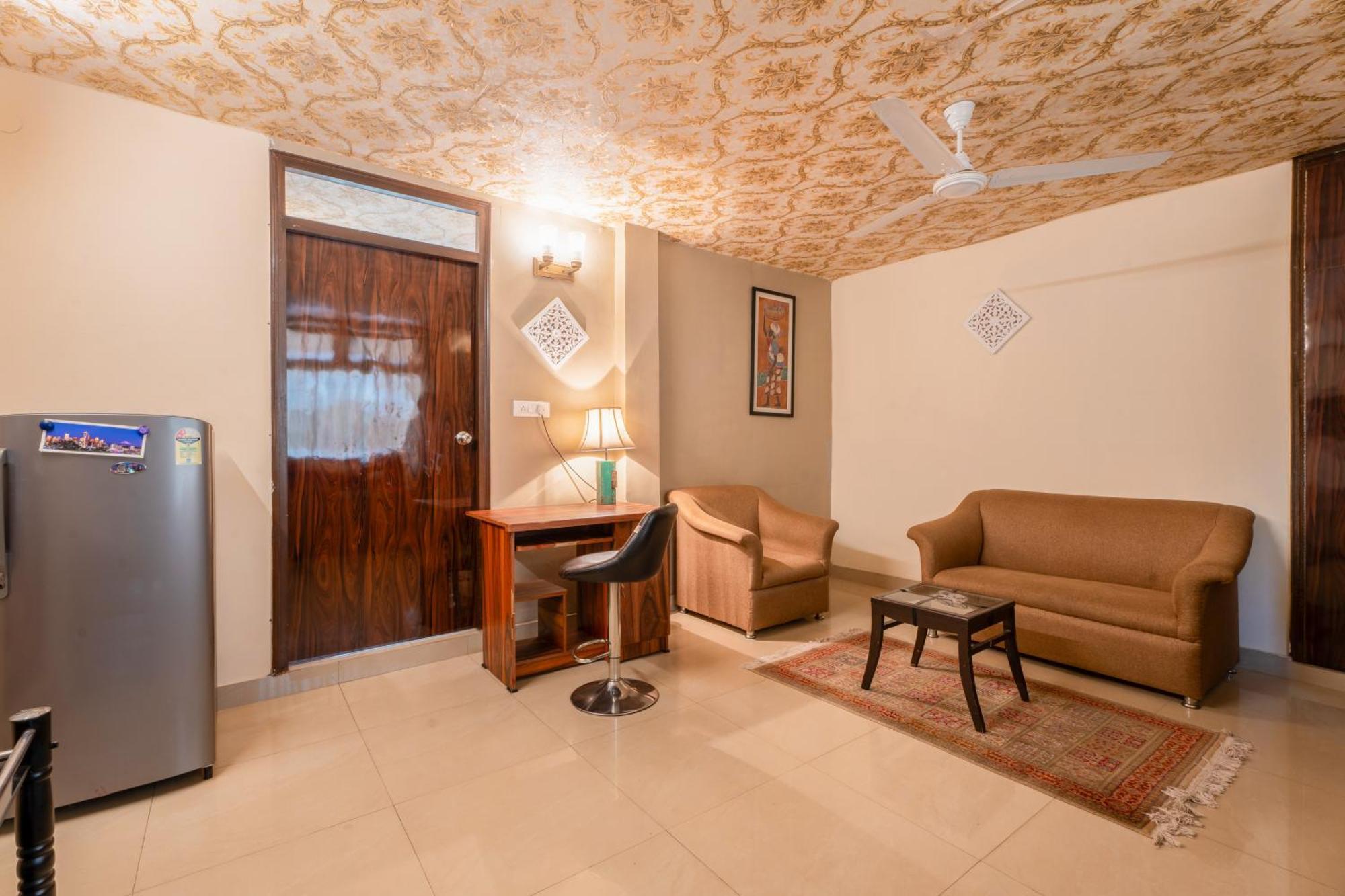 Mystique Abode Apartment Ню Делхи Екстериор снимка